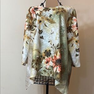 Alfred Dunner Green Asymmetrical Tunic Top